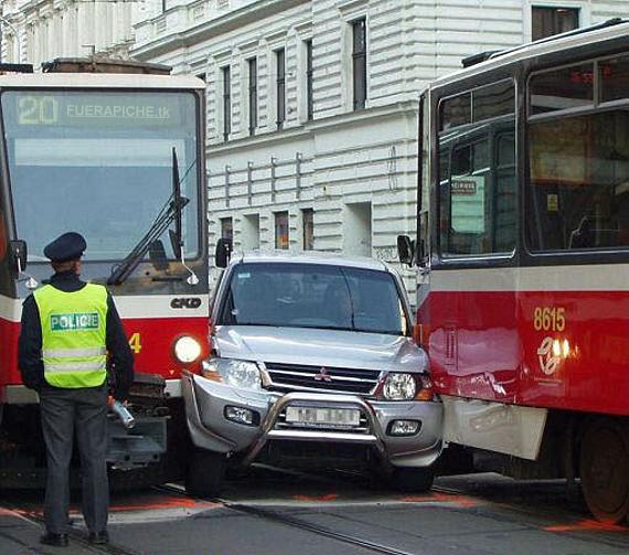 Trialeando en la ciudad 4x4